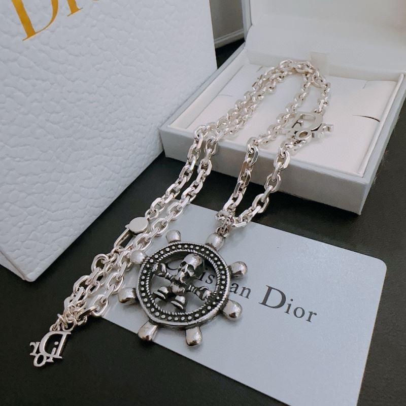 chr1st1an D10r necklaces